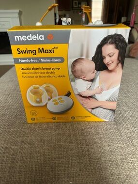 Medela Swing Maxi Hands-Free Breast Pump - Yellow and White